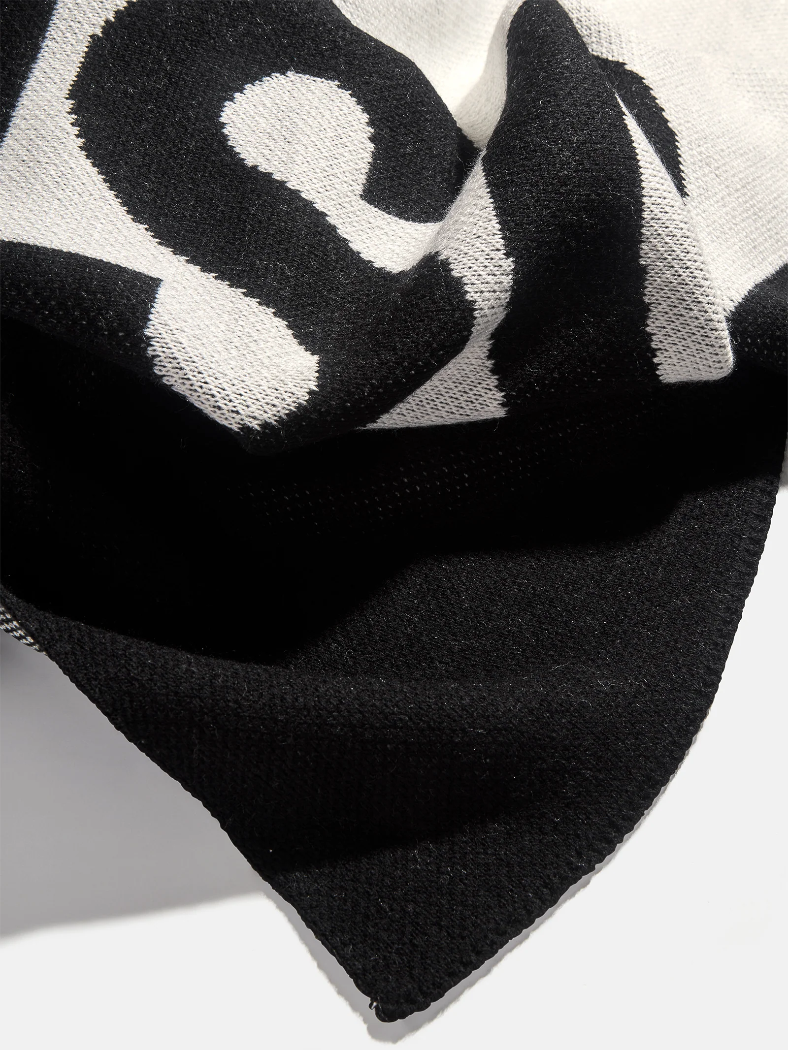 Down The Line Custom Blanket - Black/White - Image 4