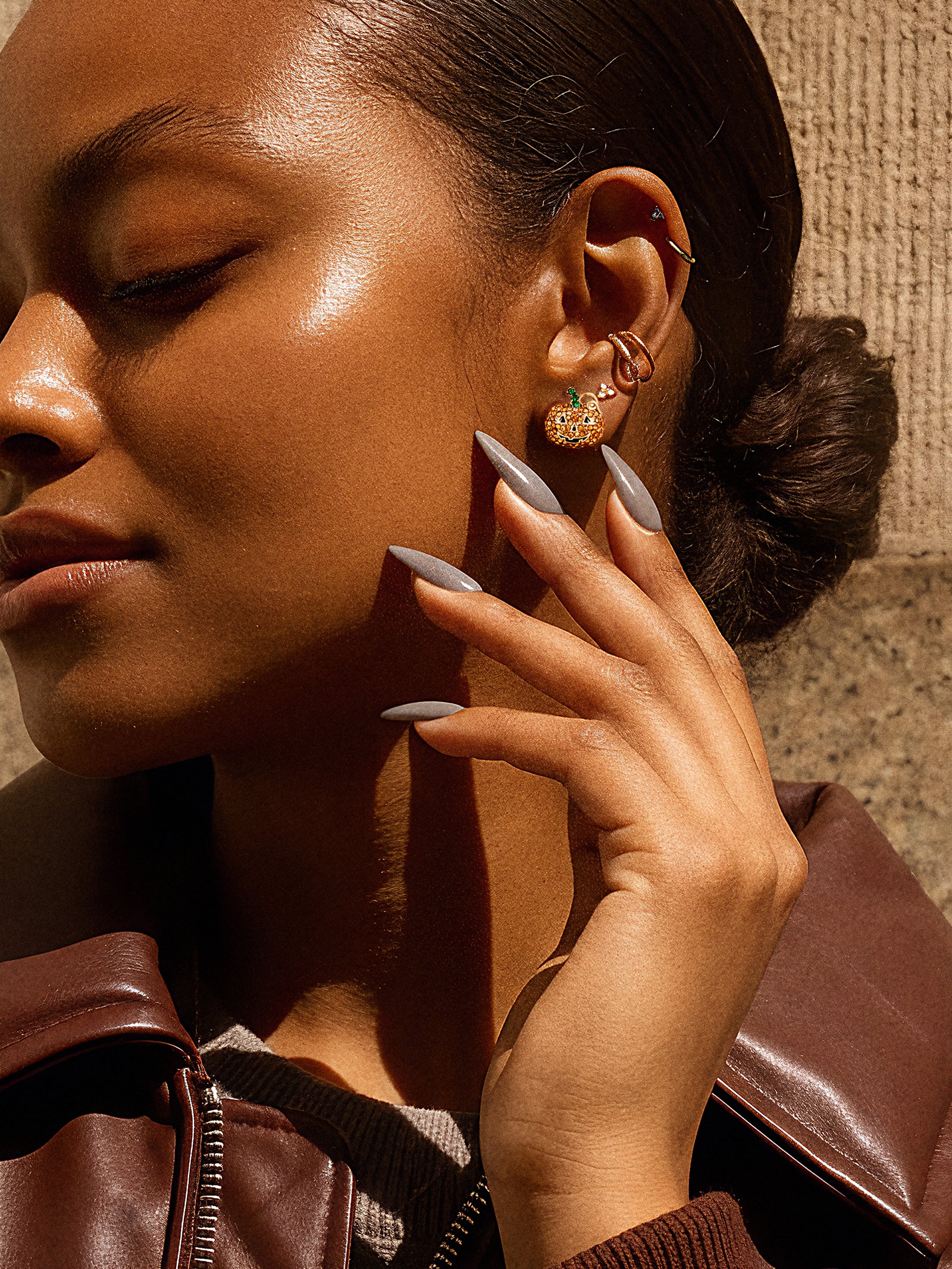 Oh My Gourd Earrings - Pumpkin - Image 4